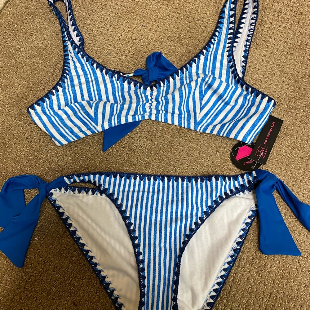 Bathing suit set!